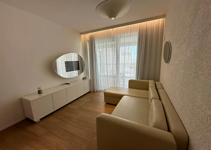 Marina - Agenzia Cocal *